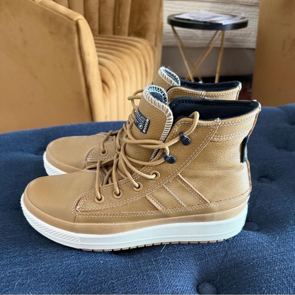 Converse Chuck Taylor Waterproof High Top
